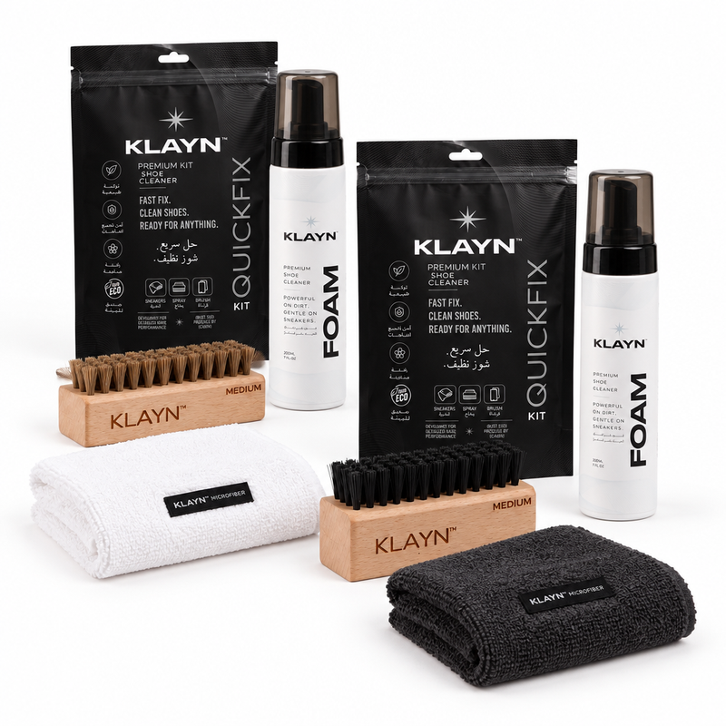 KLAYN Double Kit with brown and black brushes and both towel colours on white